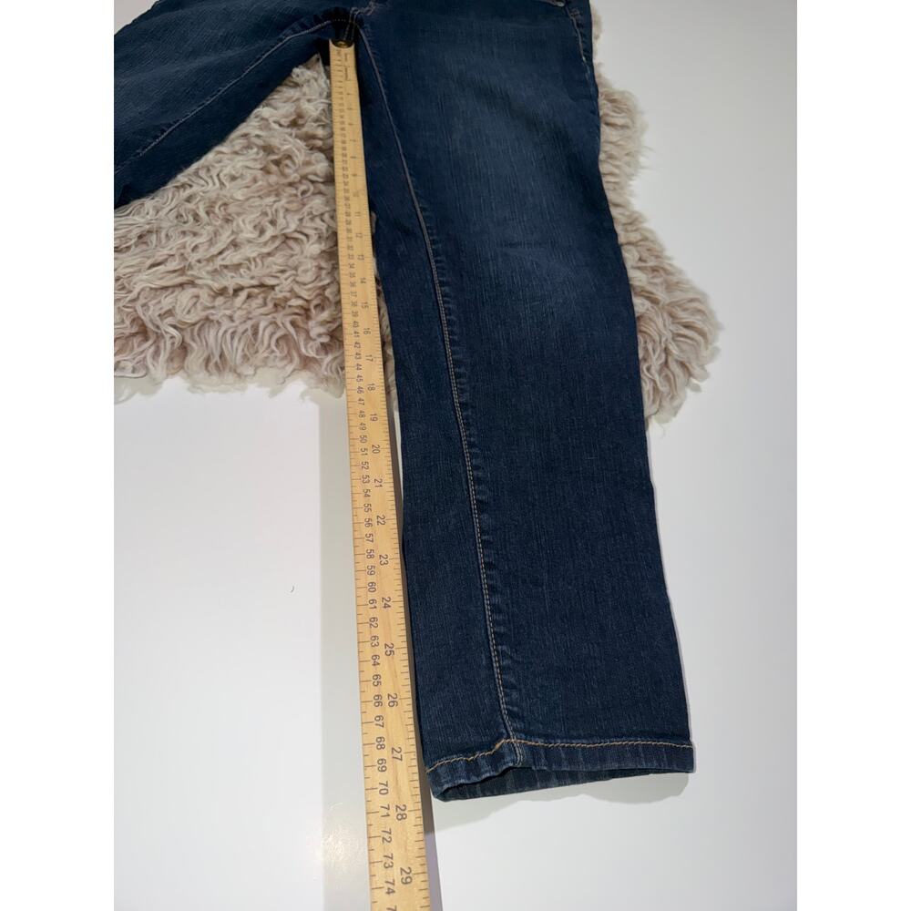 Torrid women’s boyfriend blue jeans - Picture 8 of 16